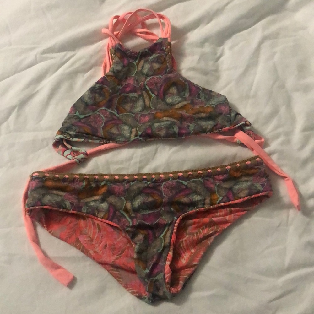Maaji reversible peachy swim - Picture 4 of 7